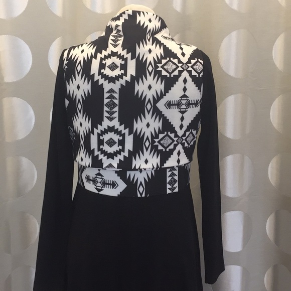 Tesoro Moda black and white dress - Picture 5 of 5